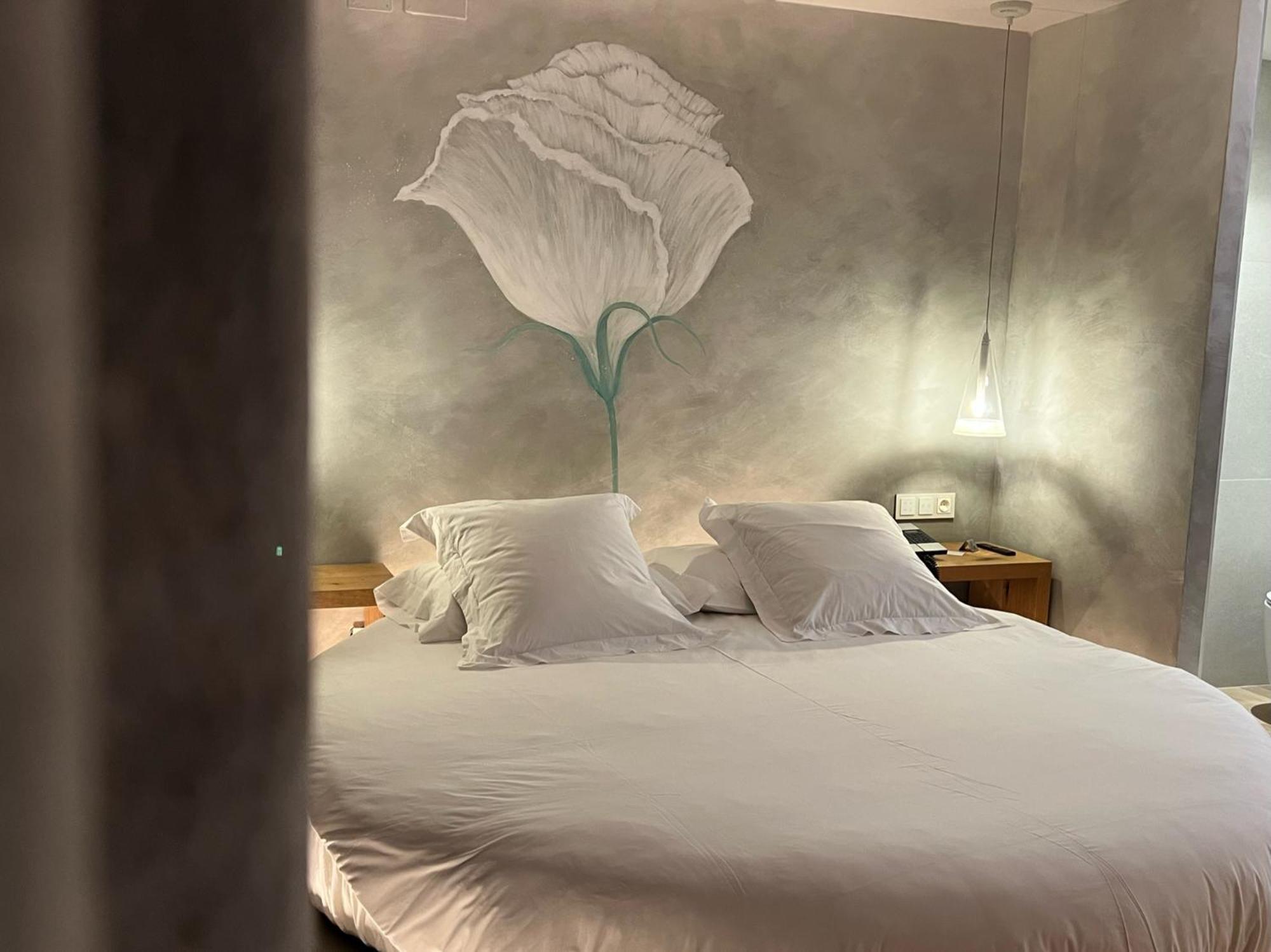 Boutique Hotel Urbisol Calders ภายนอก รูปภาพ