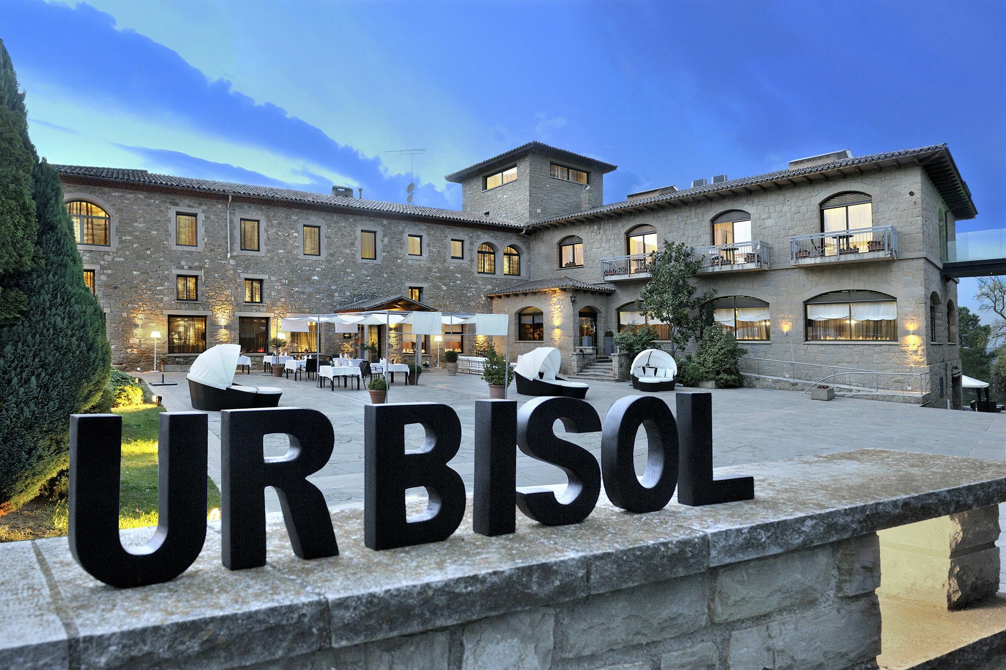 Boutique Hotel Urbisol Calders ภายนอก รูปภาพ