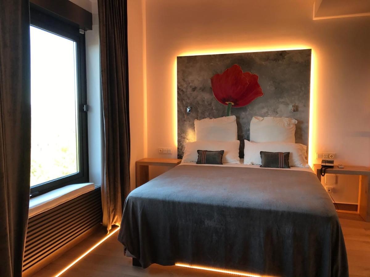 Boutique Hotel Urbisol Calders ภายนอก รูปภาพ